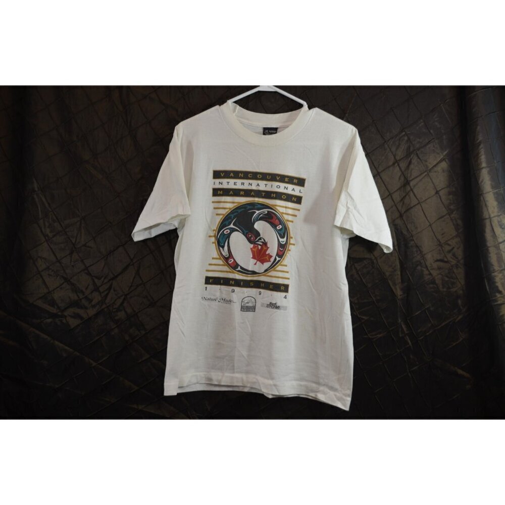 Vancouver International Marathon Finisher 1994 L White Shirt Fruit of the Loom